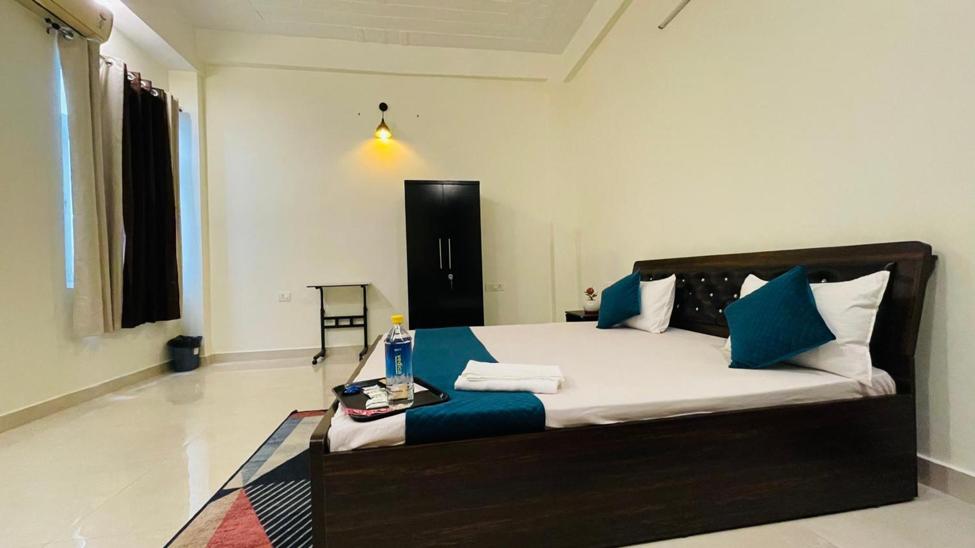 Atulyam Stays Sushant Golf City Лакнау Екстериор снимка