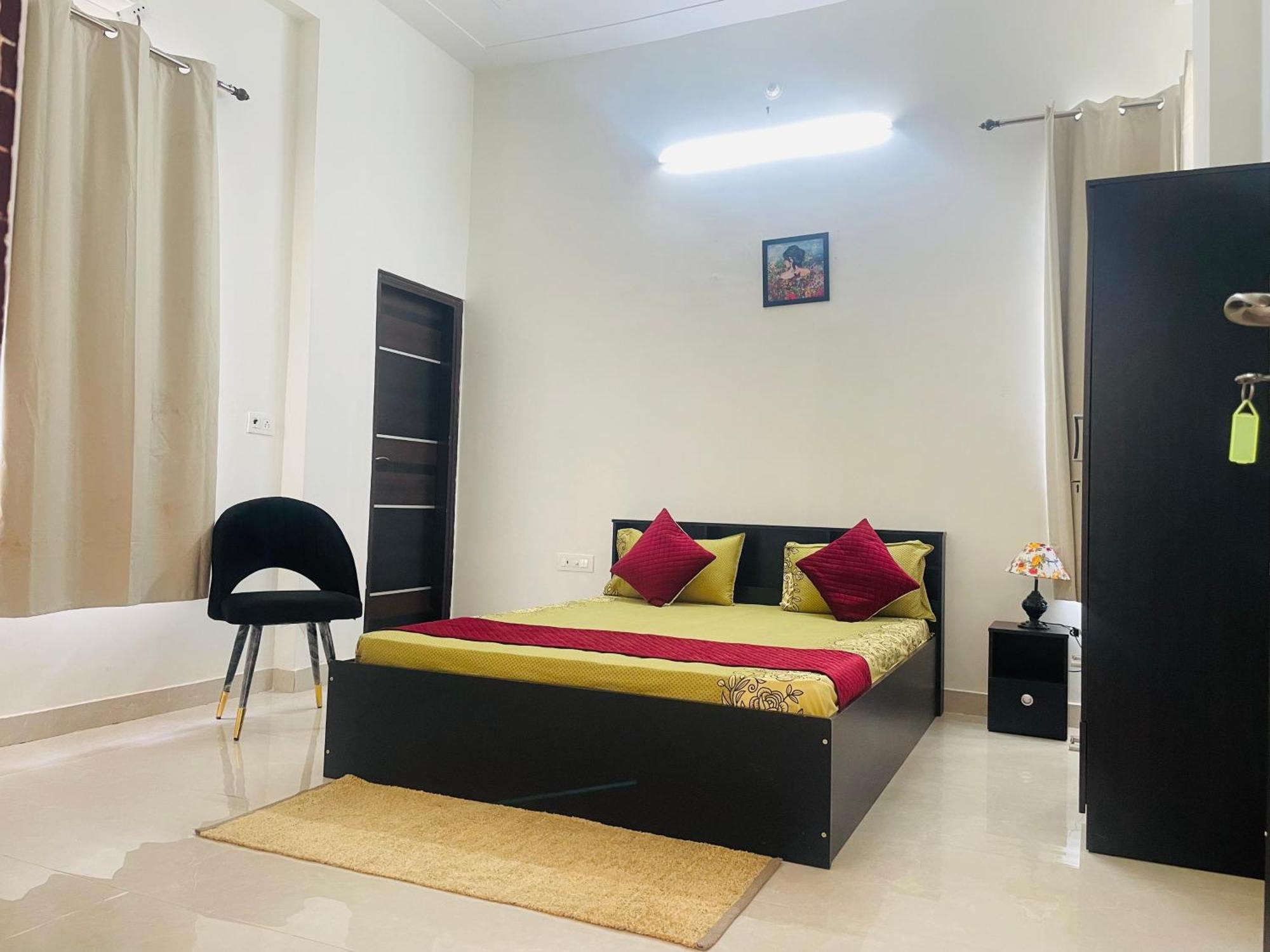 Atulyam Stays Sushant Golf City Лакнау Екстериор снимка